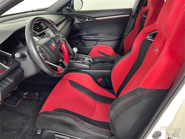 2019 Honda Civic Type R Touring Hatchback photo 2