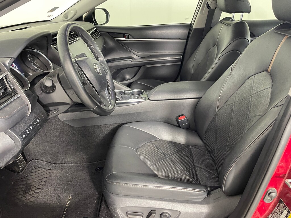 Used 2018 Toyota Camry XLE Sedan