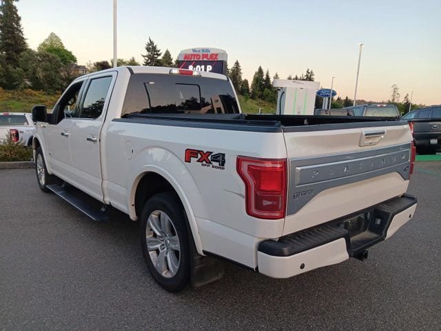 2016 Ford F-150 Platinum photo 2