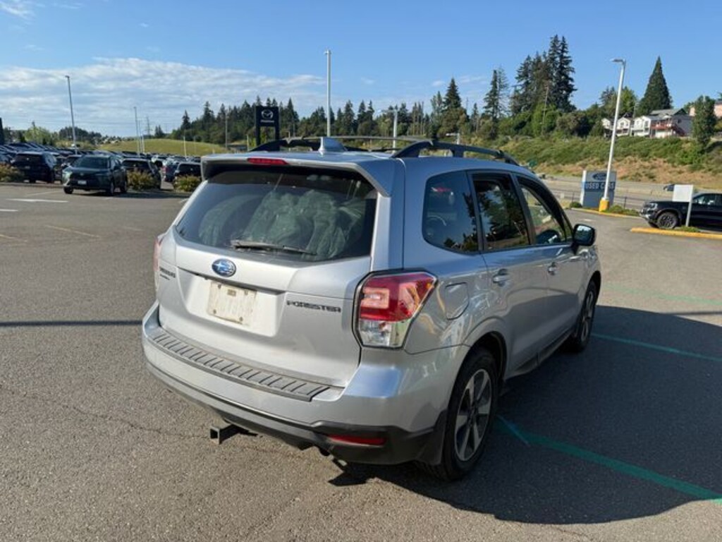 Used 2018 Subaru Forester 2.5i Premium SUV