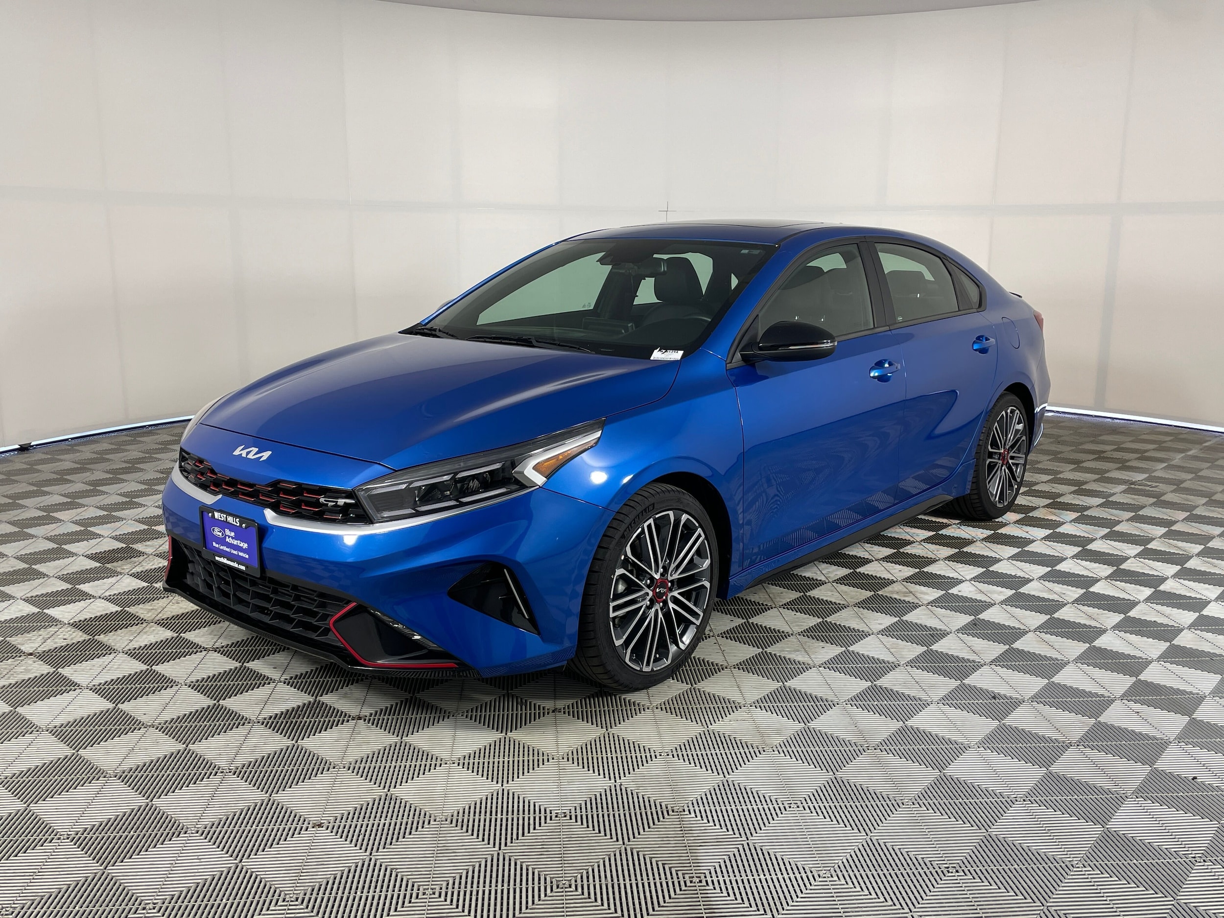 2024 Kia Forte GT's photo