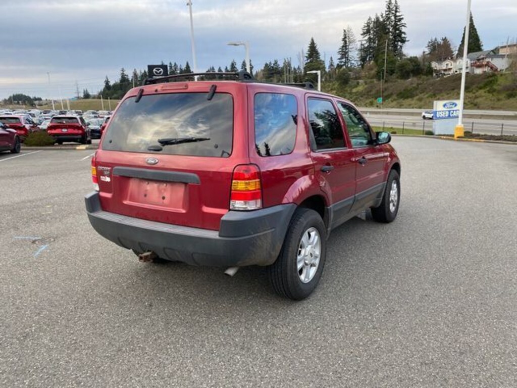 Used 2004 Ford Escape XLT SUV