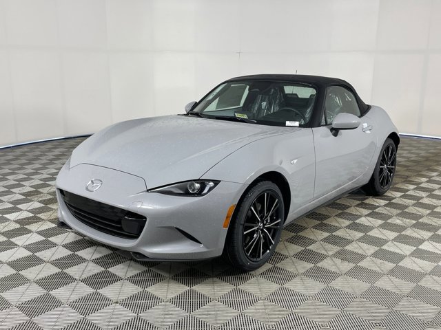 2026 Mazda MX-5 Miata Grand Touring Auto's photo