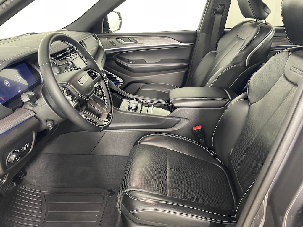 Used 2024 Jeep Grand Cherokee Overland SUV
