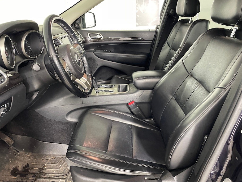 Used 2011 Jeep Grand Cherokee Laredo SUV