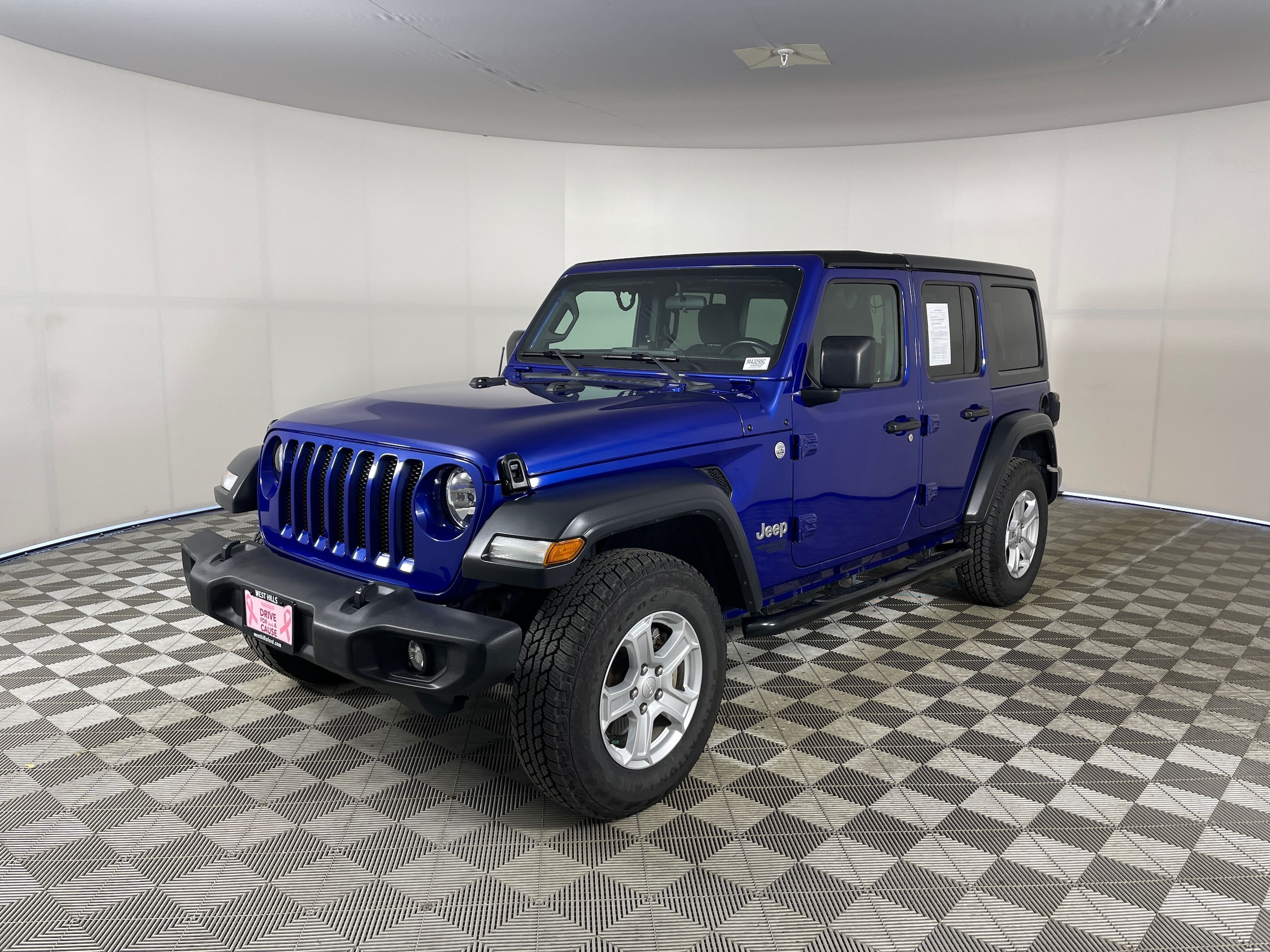 2018 Jeep All-New Wrangler Unlimited Sport S's photo