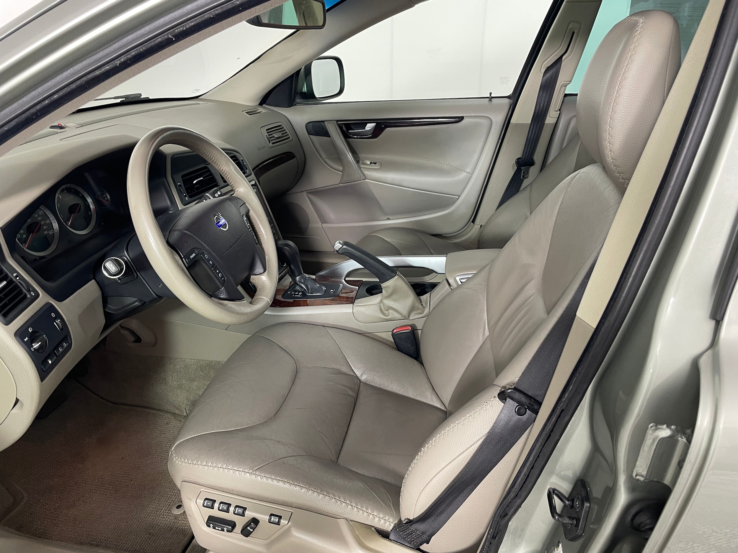 Used 2007 Volvo XC70 2.5T with VIN YV4SZ592671262171 for sale in Bremerton, WA