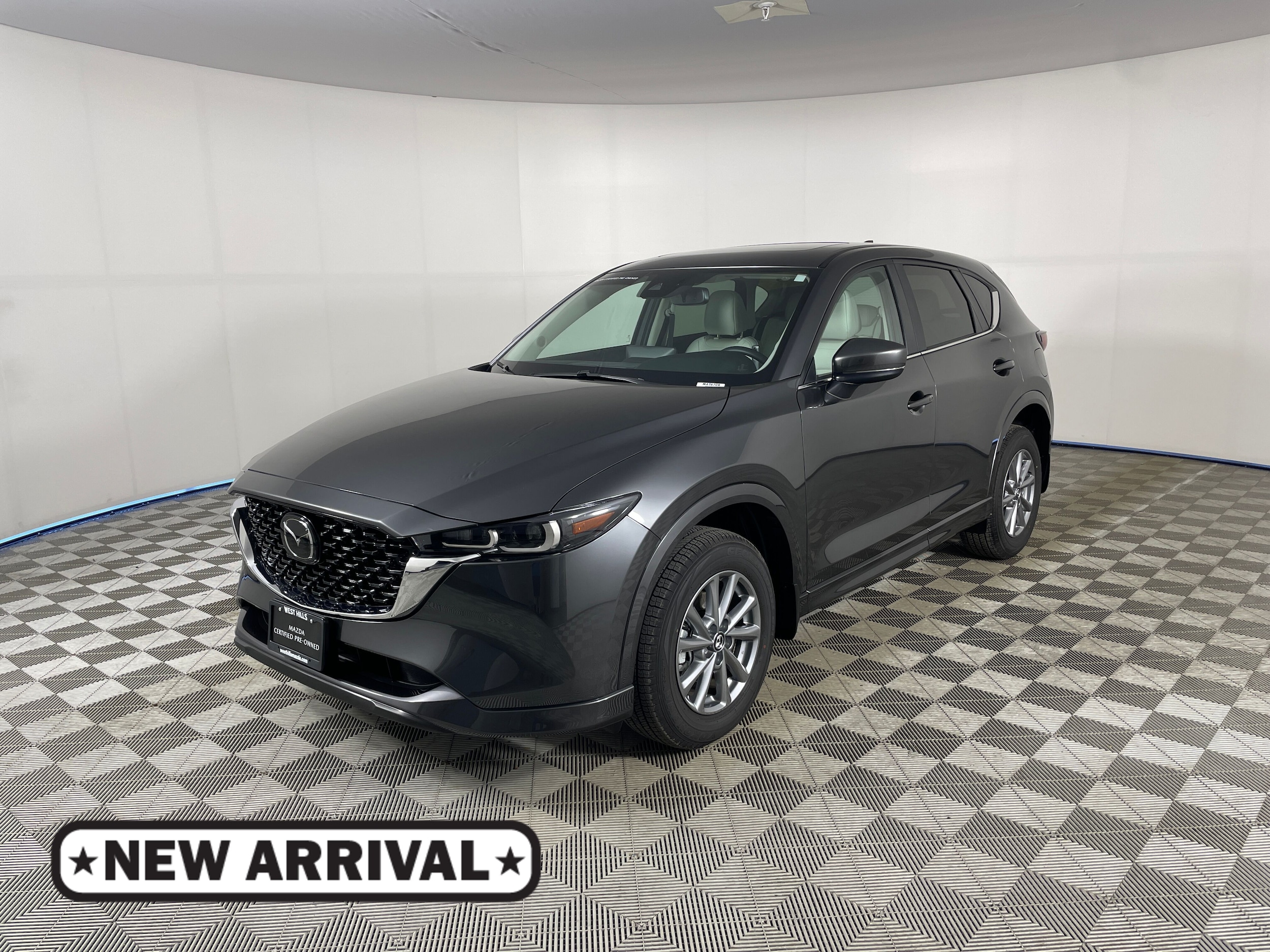 2025 Mazda CX-5 S Preferred package Auto AWD's photo
