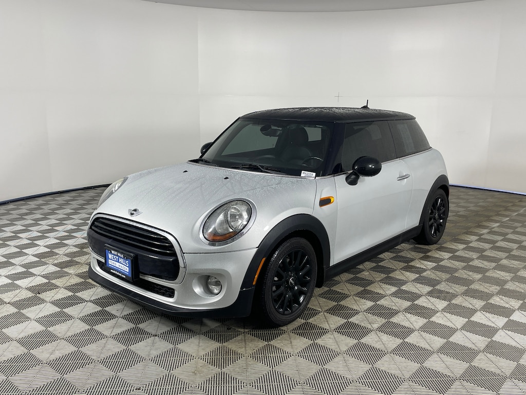 Used 2016 MINI Hardtop 2 Door Base Hatchback