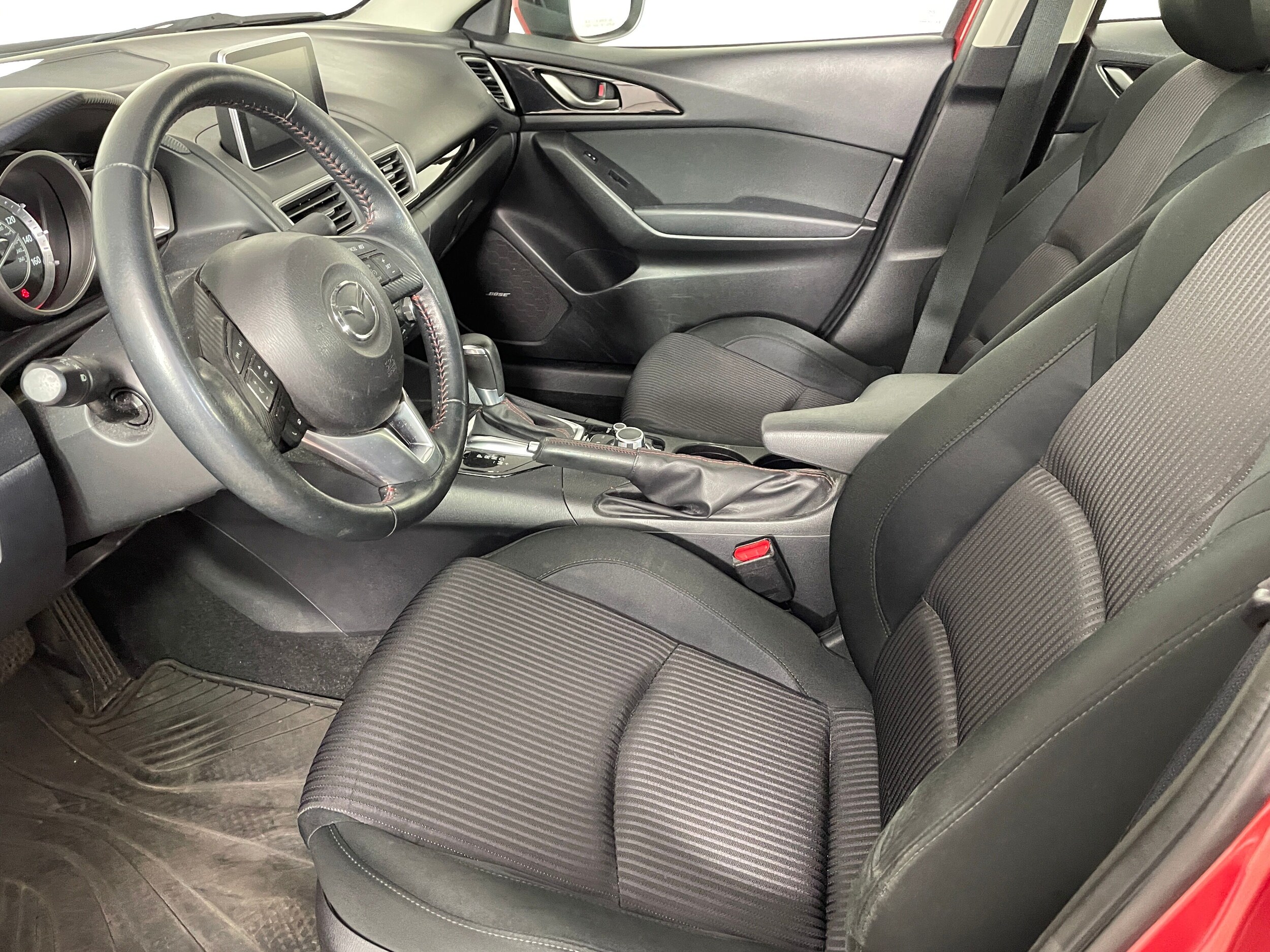 2014 Mazda Mazda3 Touring Sedan photo 2