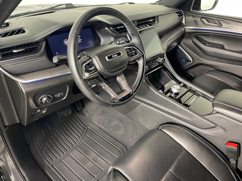 Used 2024 Jeep Grand Cherokee Overland SUV