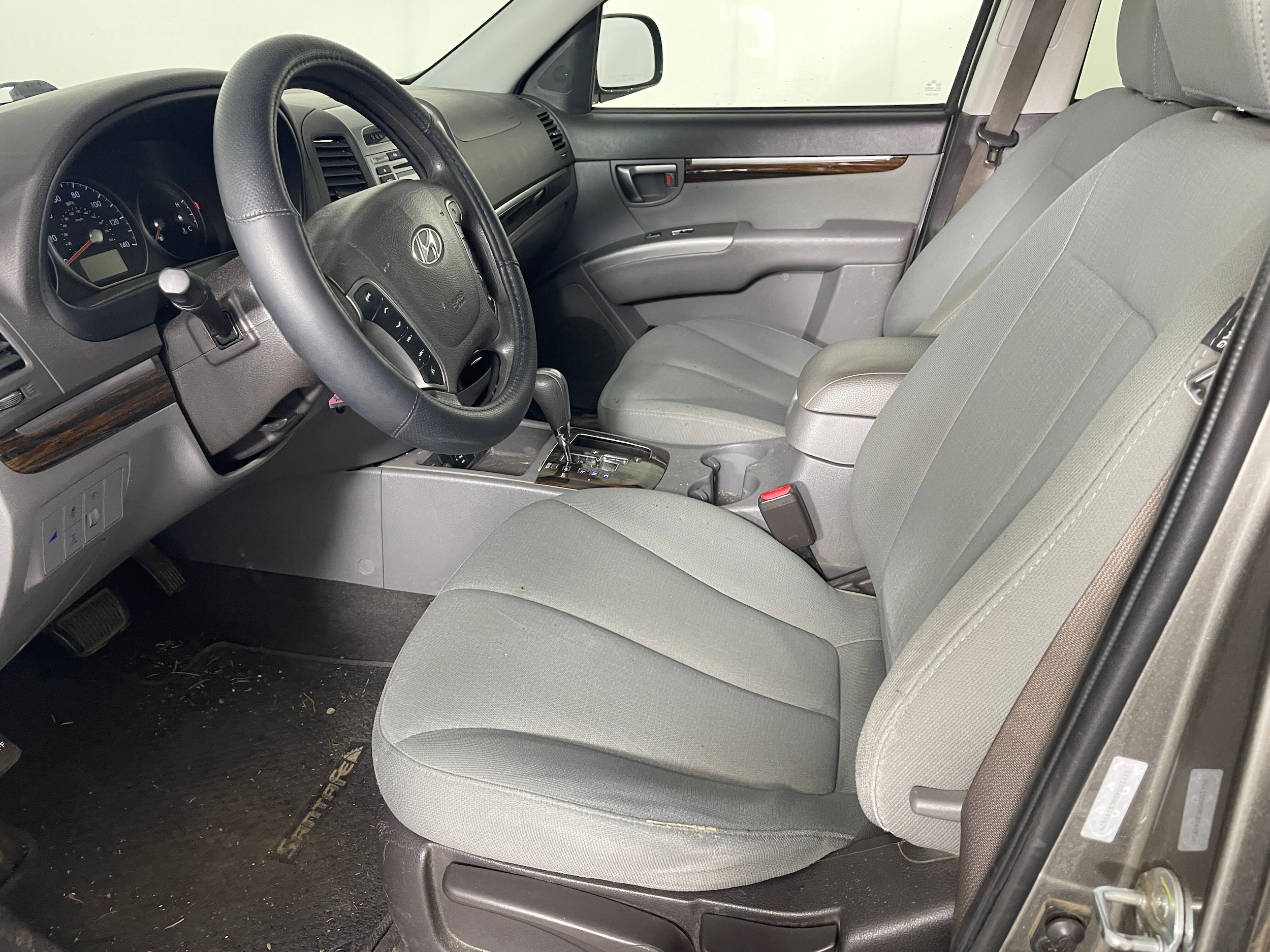 Used 2012 Hyundai Santa Fe GLS with VIN 5XYZGDAB8CG141679 for sale in Bremerton, WA