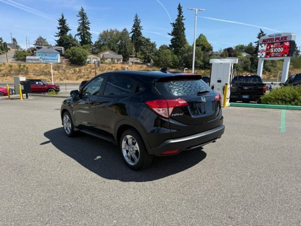 Used 2017 Honda HR-V LX SUV