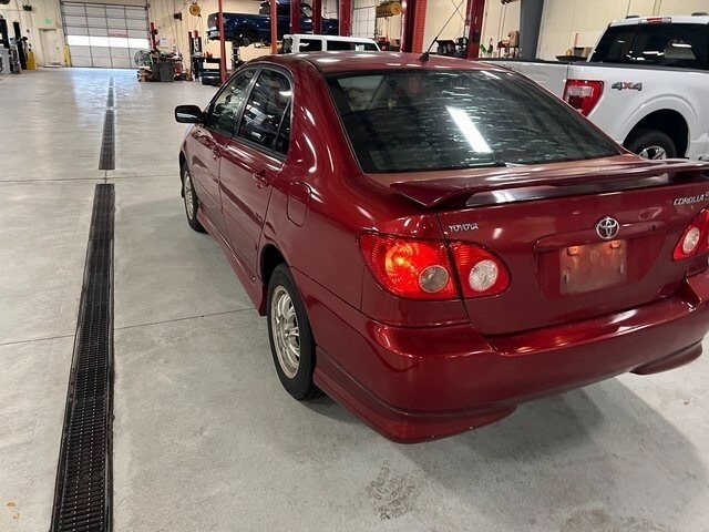 2006 Toyota Corolla CE photo 2