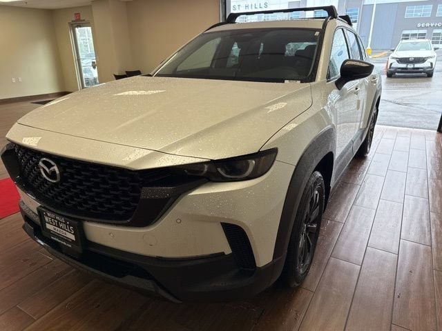 2026 Mazda CX-50 2.5 Hybrid Premium's photo