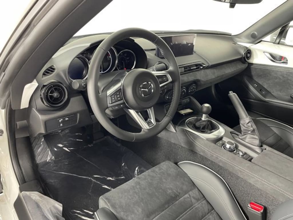 New 2026 Mazda MX-5 Miata Club Convertible