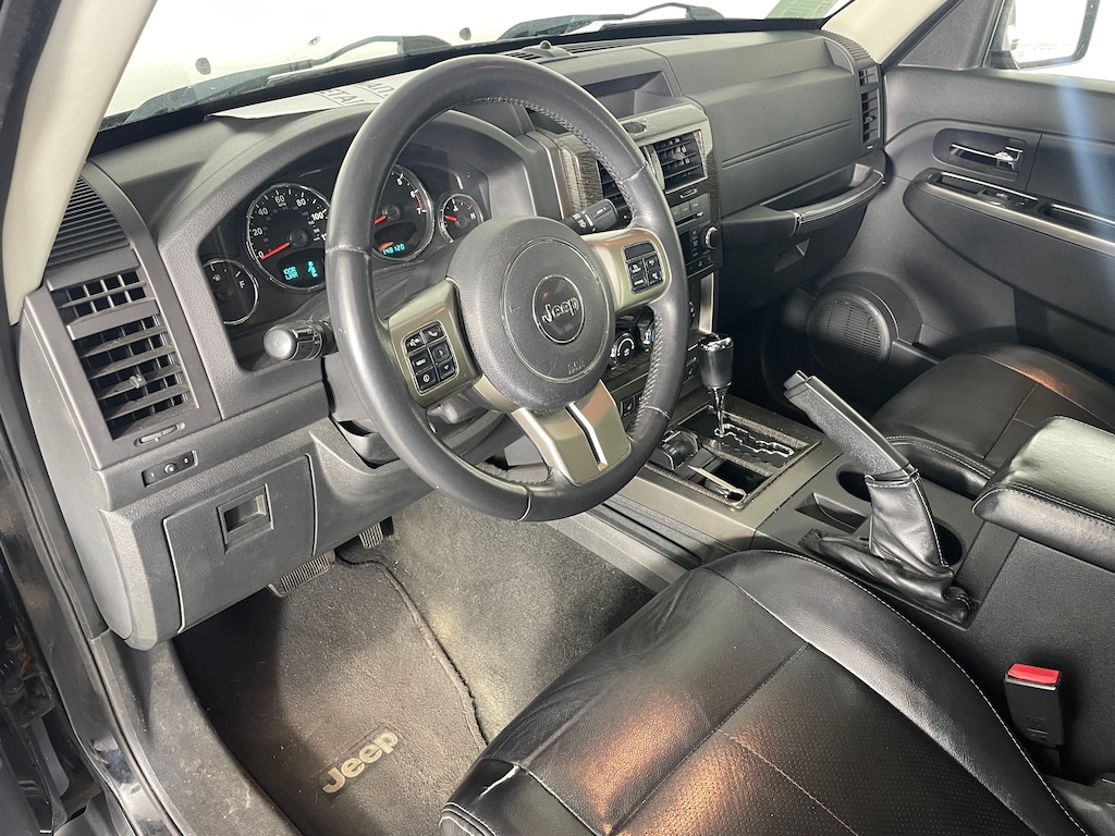 Used 2011 Jeep Liberty Limited SUV