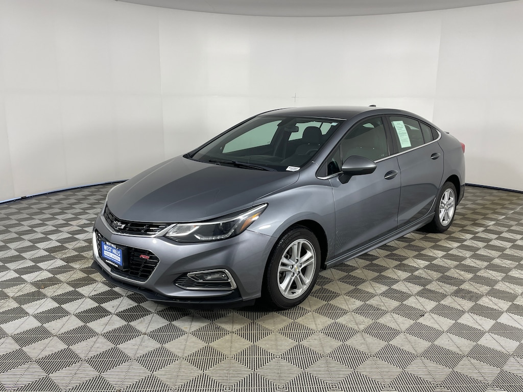 Used 2018 Chevrolet Cruze LT Sedan