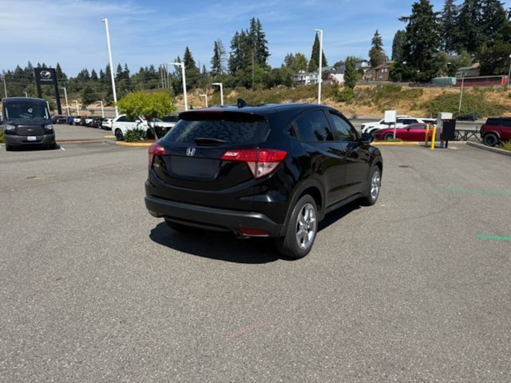 Used 2017 Honda HR-V LX SUV