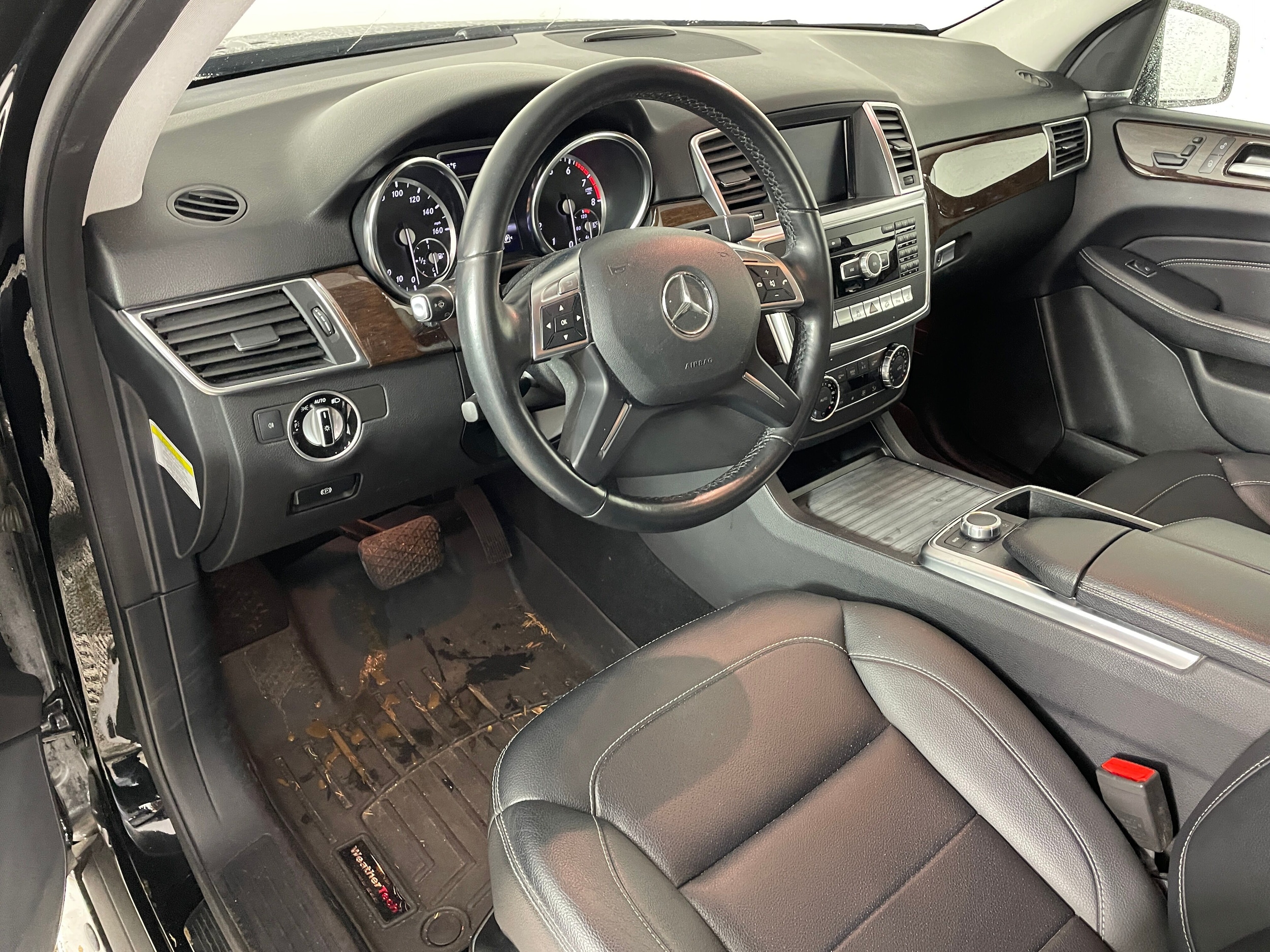 2013 Mercedes-Benz M-Class ML 350 photo 2