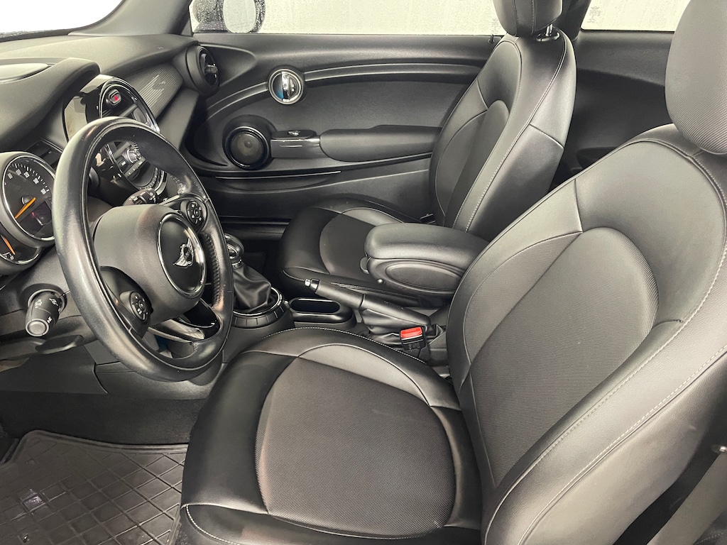 Used 2016 MINI Hardtop 2 Door Base Hatchback