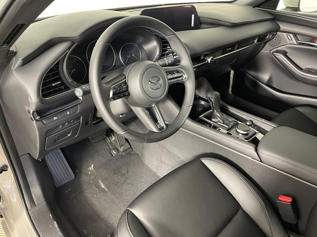 2025 Mazda Mazda3 Hatchback 2.5 s Preferred photo 3