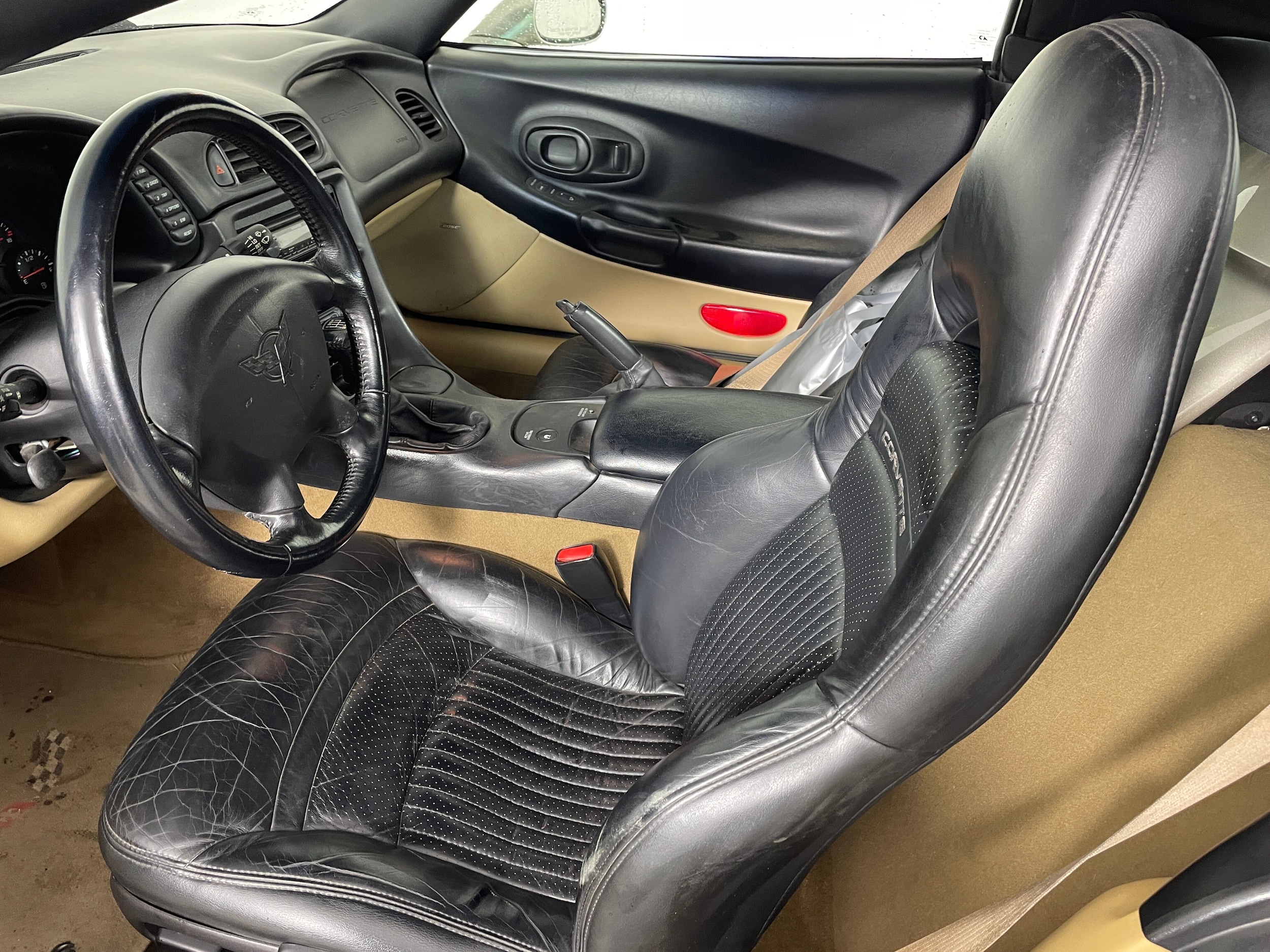 2001 Chevrolet Corvette Base photo 2