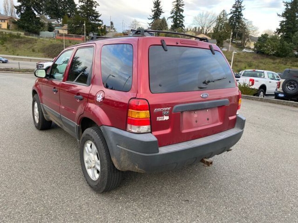 Used 2004 Ford Escape XLT SUV