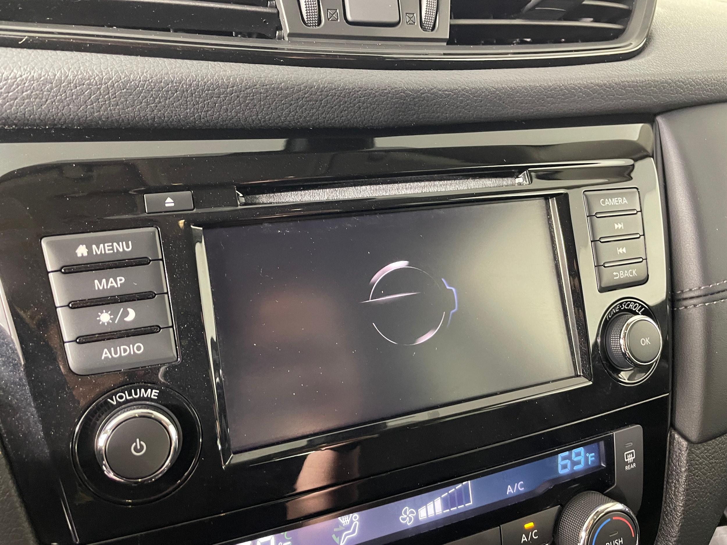 2019 Nissan Rogue SL photo 6