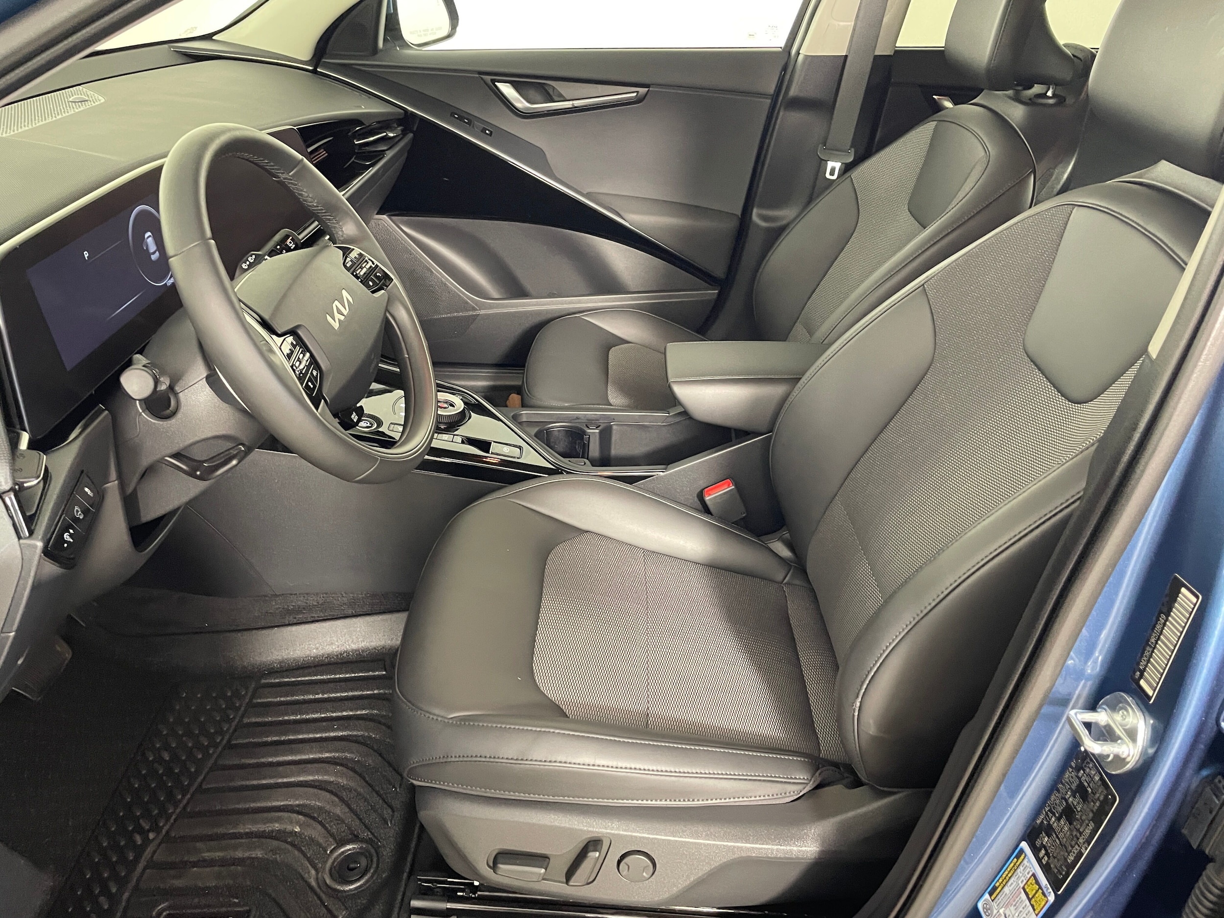 Used 2024 Kia Niro Wind with VIN KNDCR3L13R5118049 for sale in Bremerton, WA