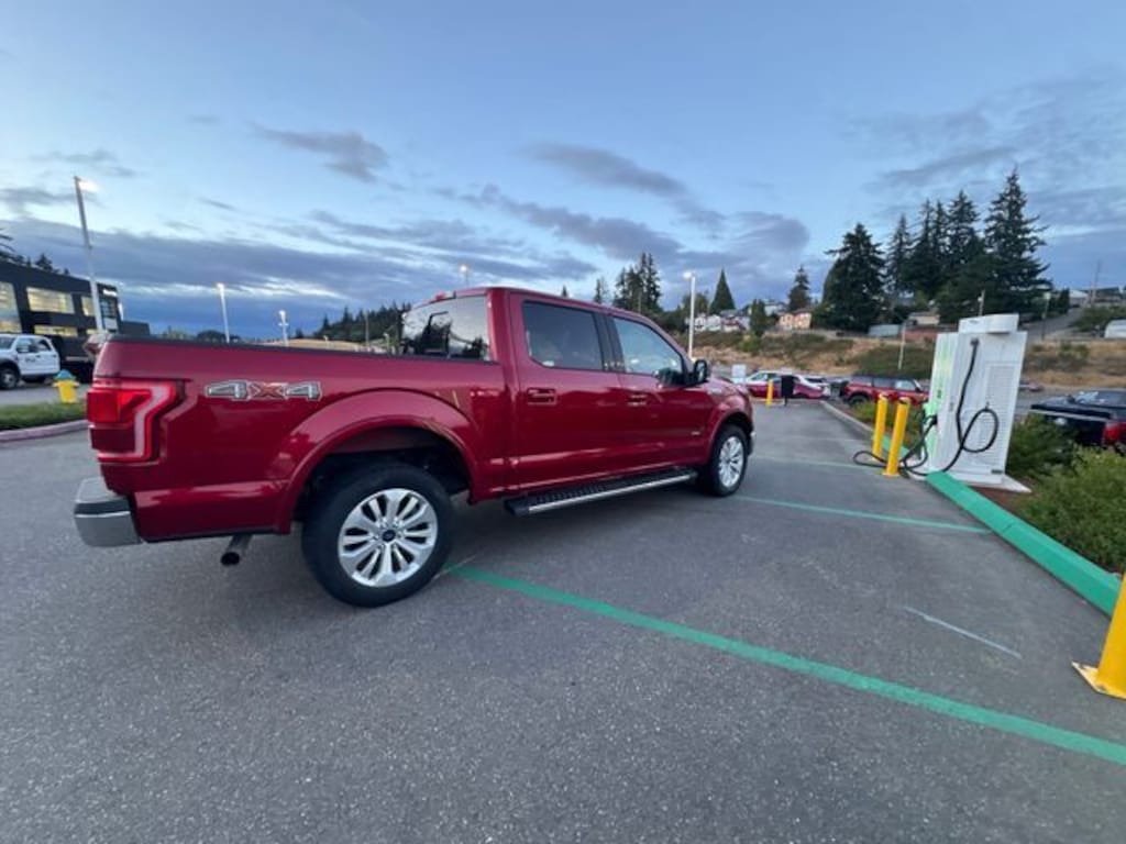 Used 2015 Ford F-150 Lariat Truck SuperCrew Cab
