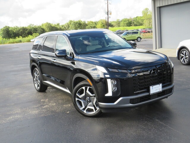 Used 2023 Hyundai Palisade Limited with VIN KM8R54GE6PU610436 for sale in Houston, TX