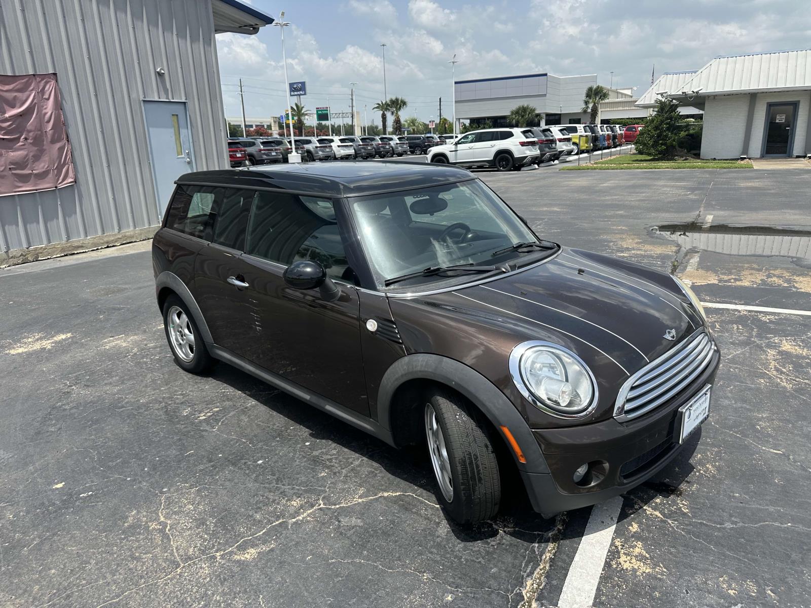 Used 2010 MINI Cooper Base with VIN WMWML3C58ATX39017 for sale in Houston, TX