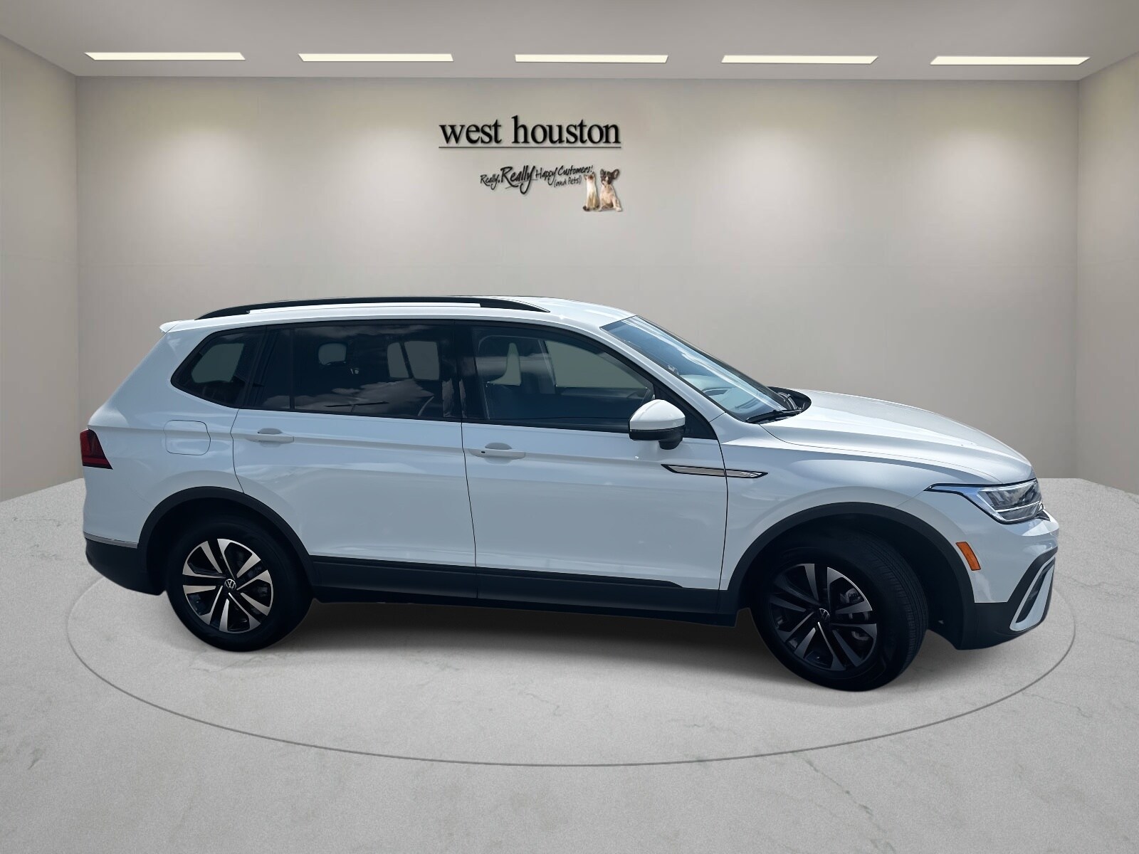 2024 Volkswagen Tiguan S photo 3