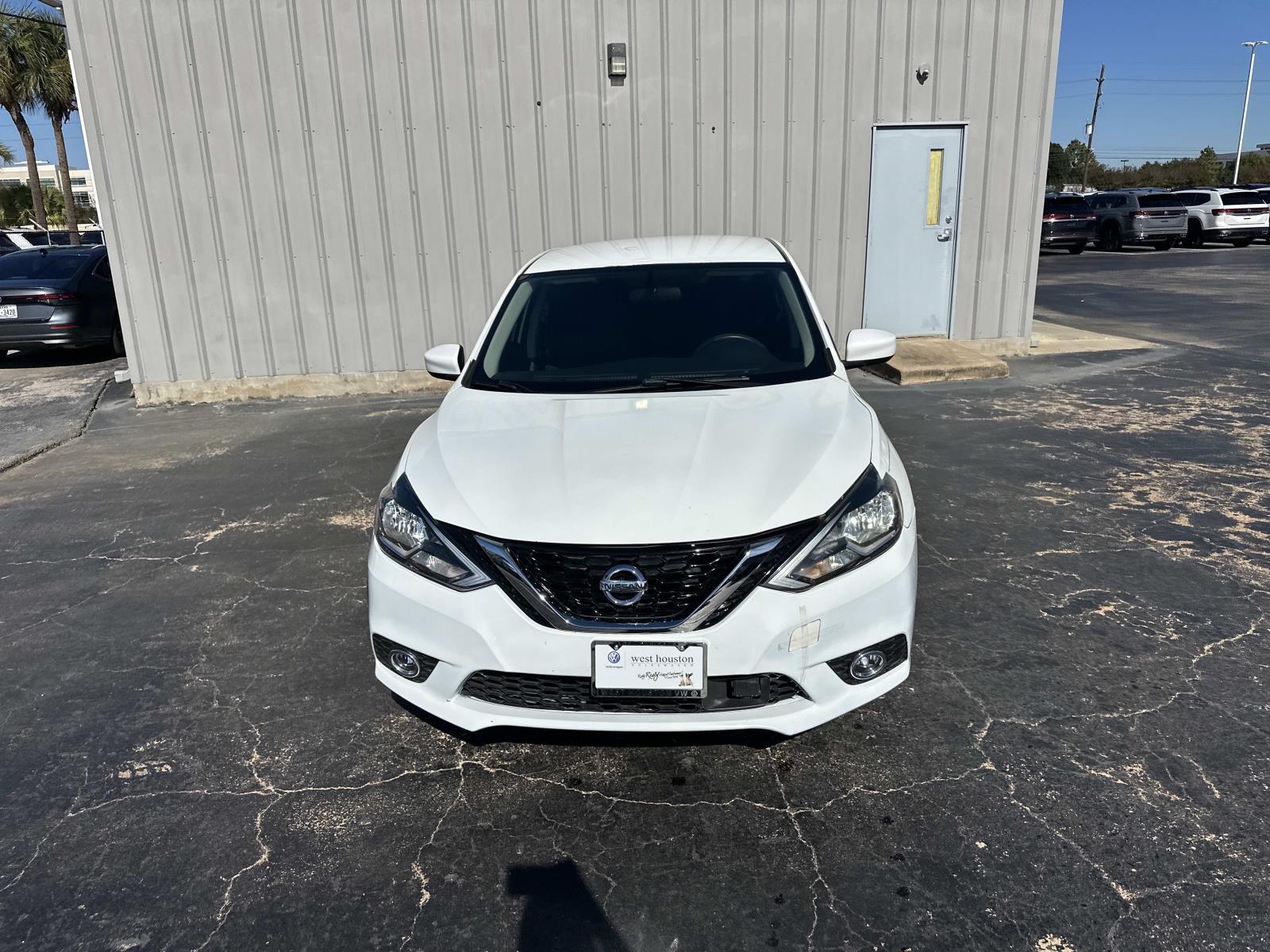 2019 Nissan Sentra S photo 2