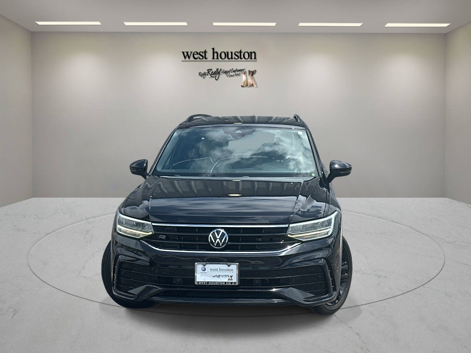 3VVCB7AX8NM040053