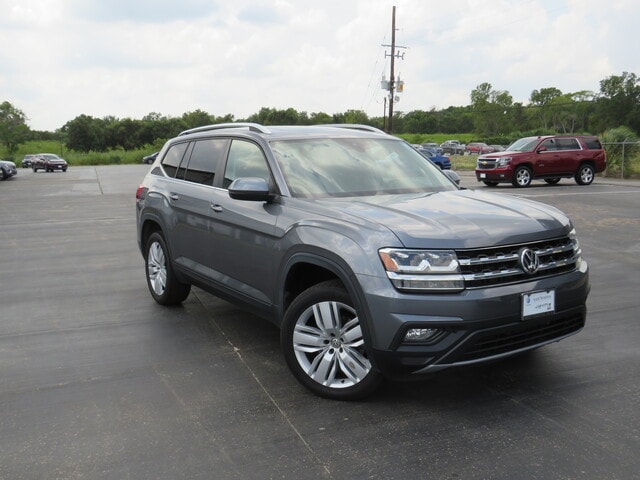 Used 2019 Volkswagen Atlas SE w/Tech with VIN 1V2WP2CA6KC612872 for sale in Houston, TX