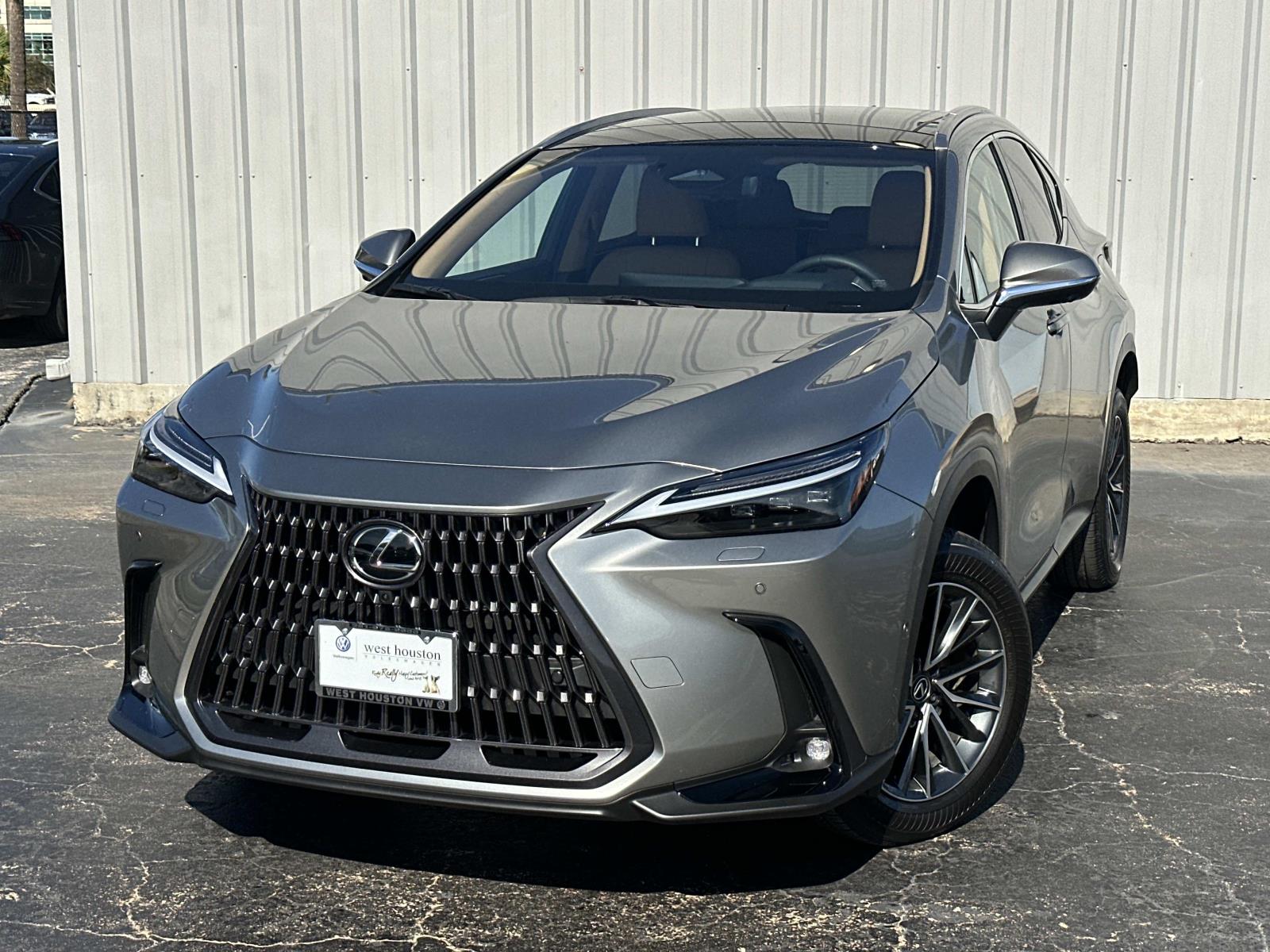 2025 Lexus NX Hybrid 350h's photo