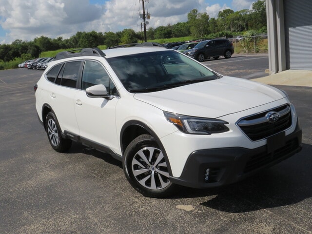 Used 2020 Subaru Outback Premium with VIN 4S4BTACC0L3230941 for sale in Houston, TX