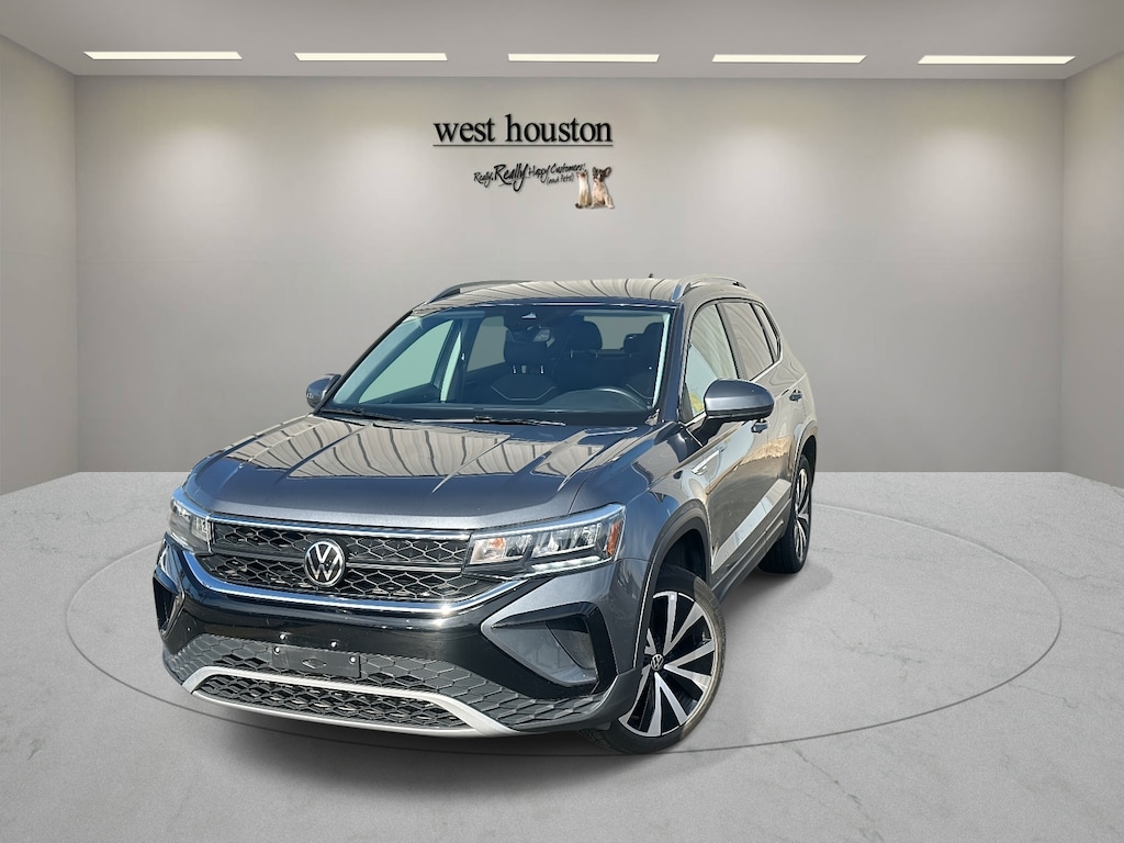 Used 2024 Volkswagen Taos SE Sport Utility
