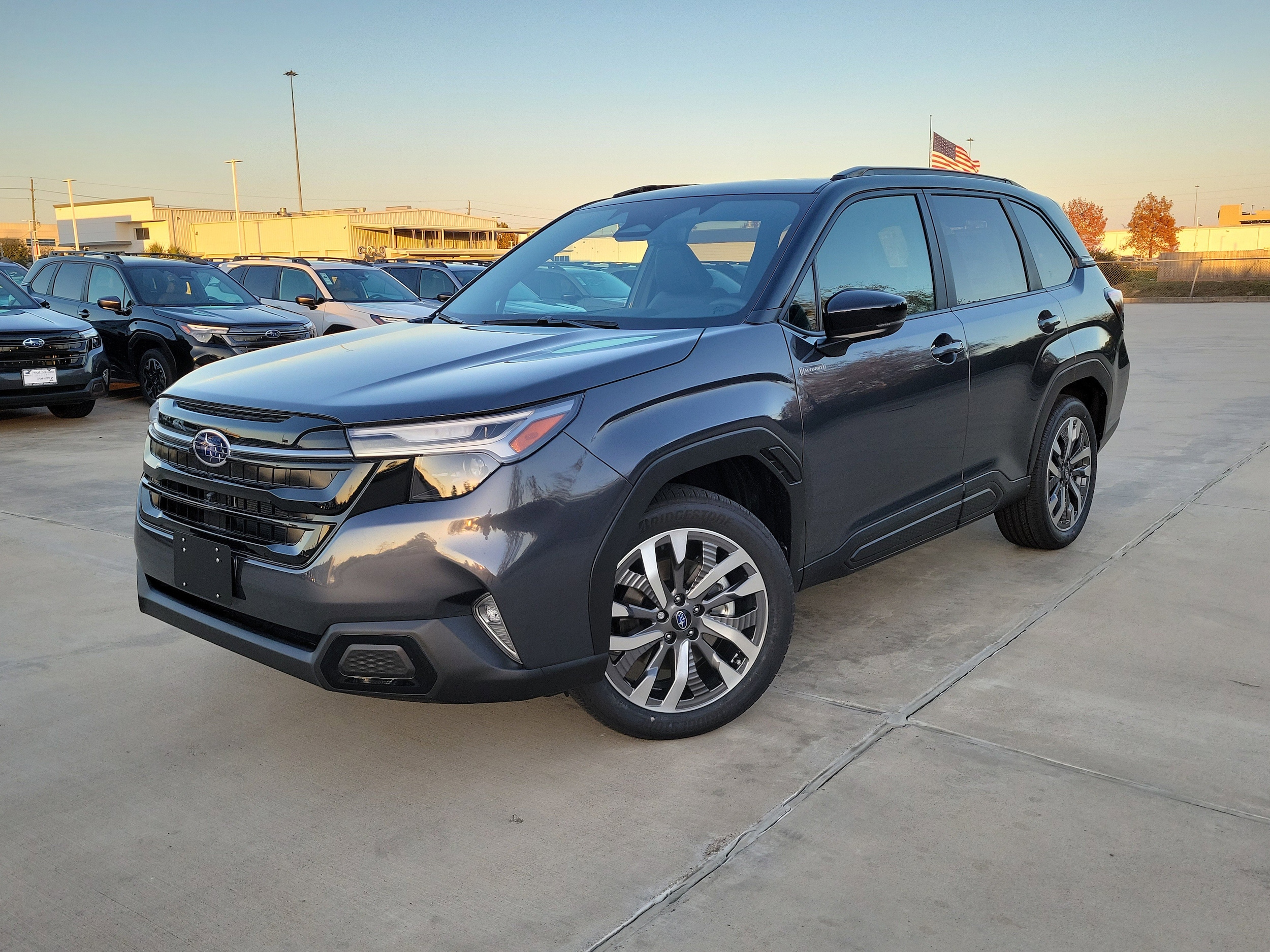 2025 Subaru Forester Touring's photo