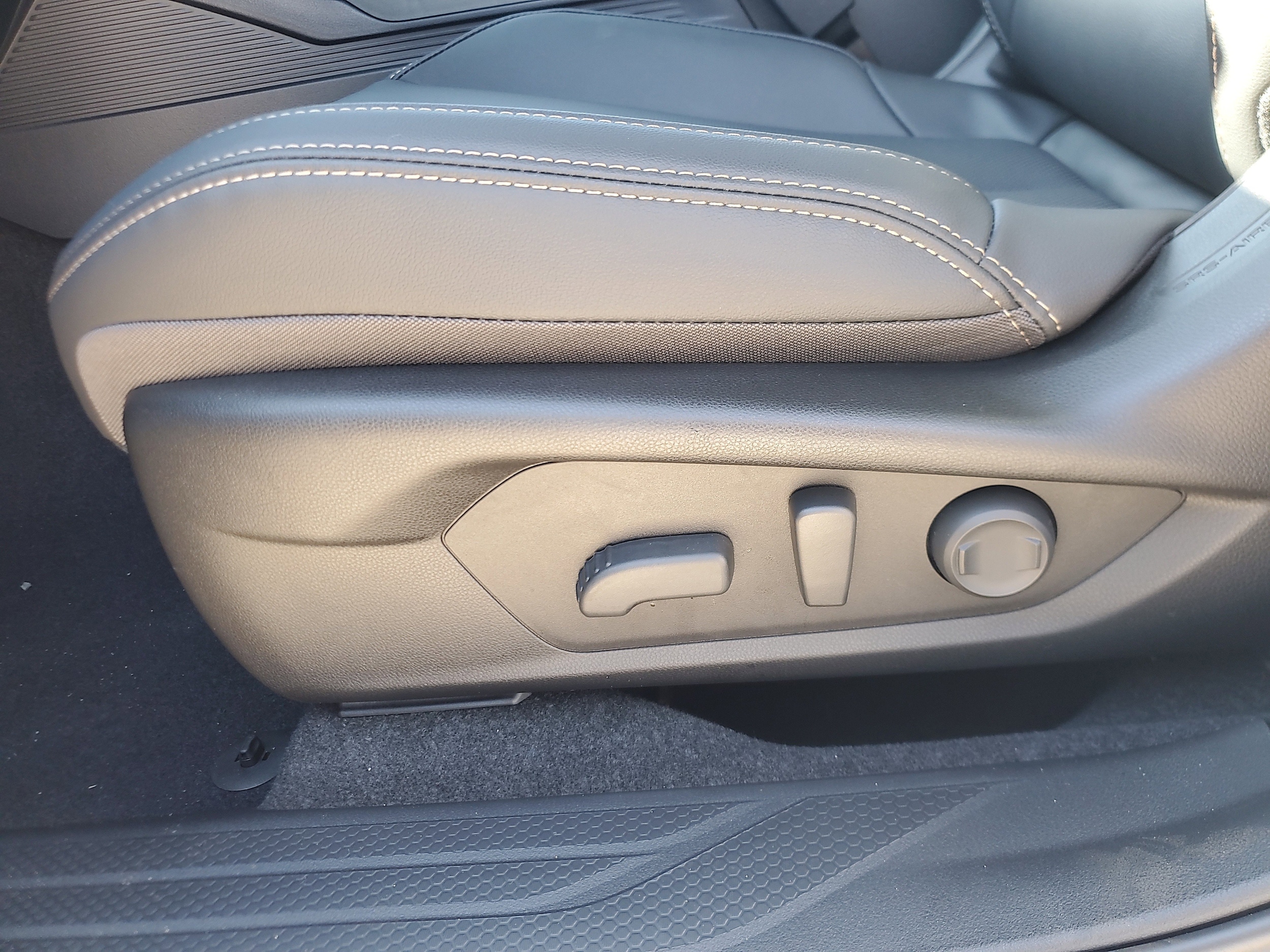 2026 Subaru Outback Limited XT - Photo 15