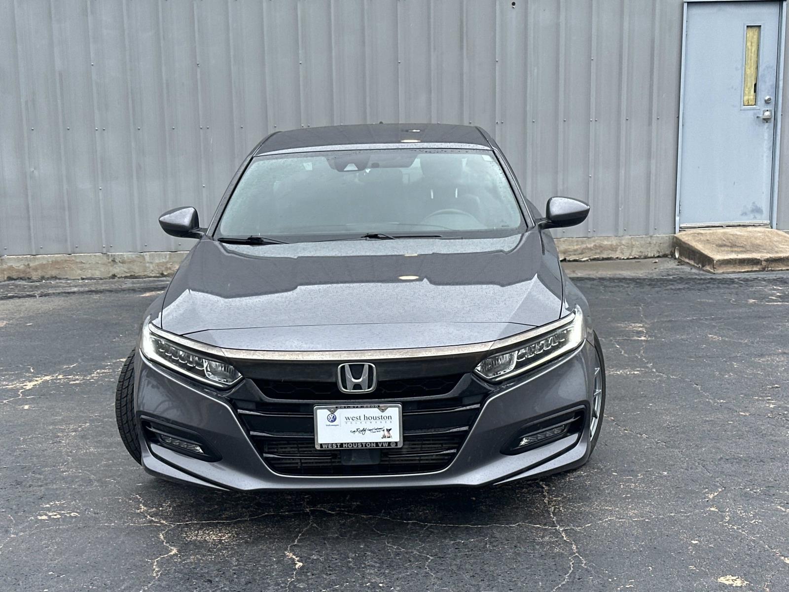1HGCV1F33KA012194