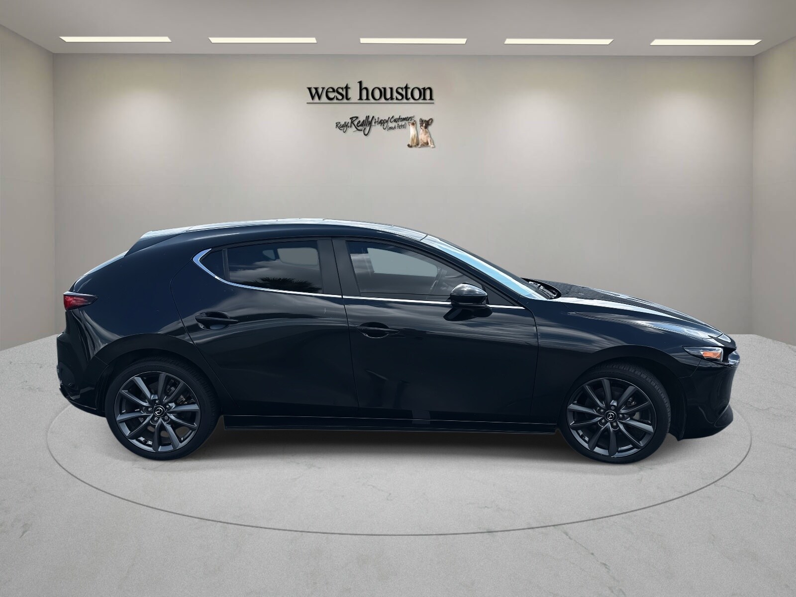 2022 Mazda Mazda3 Hatchback Preferred photo 3