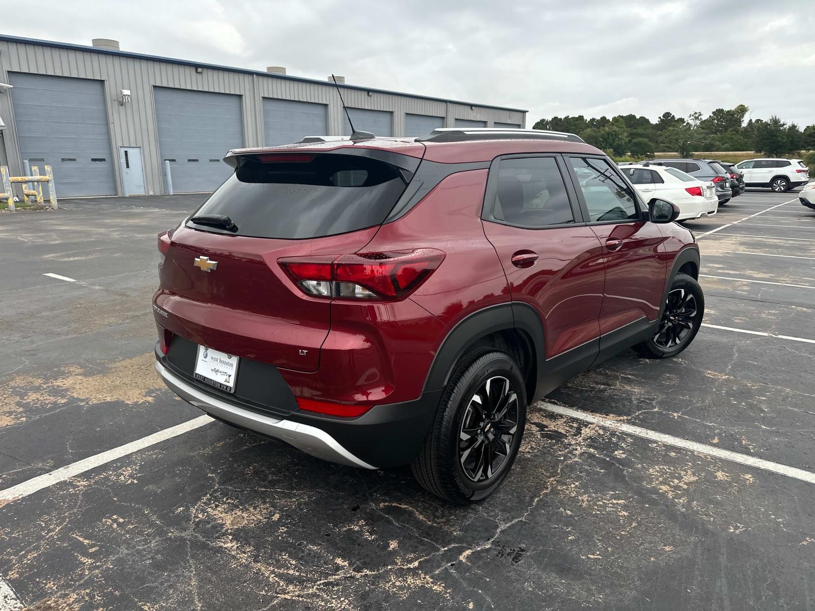 2023 Chevrolet Trailblazer LT photo 3