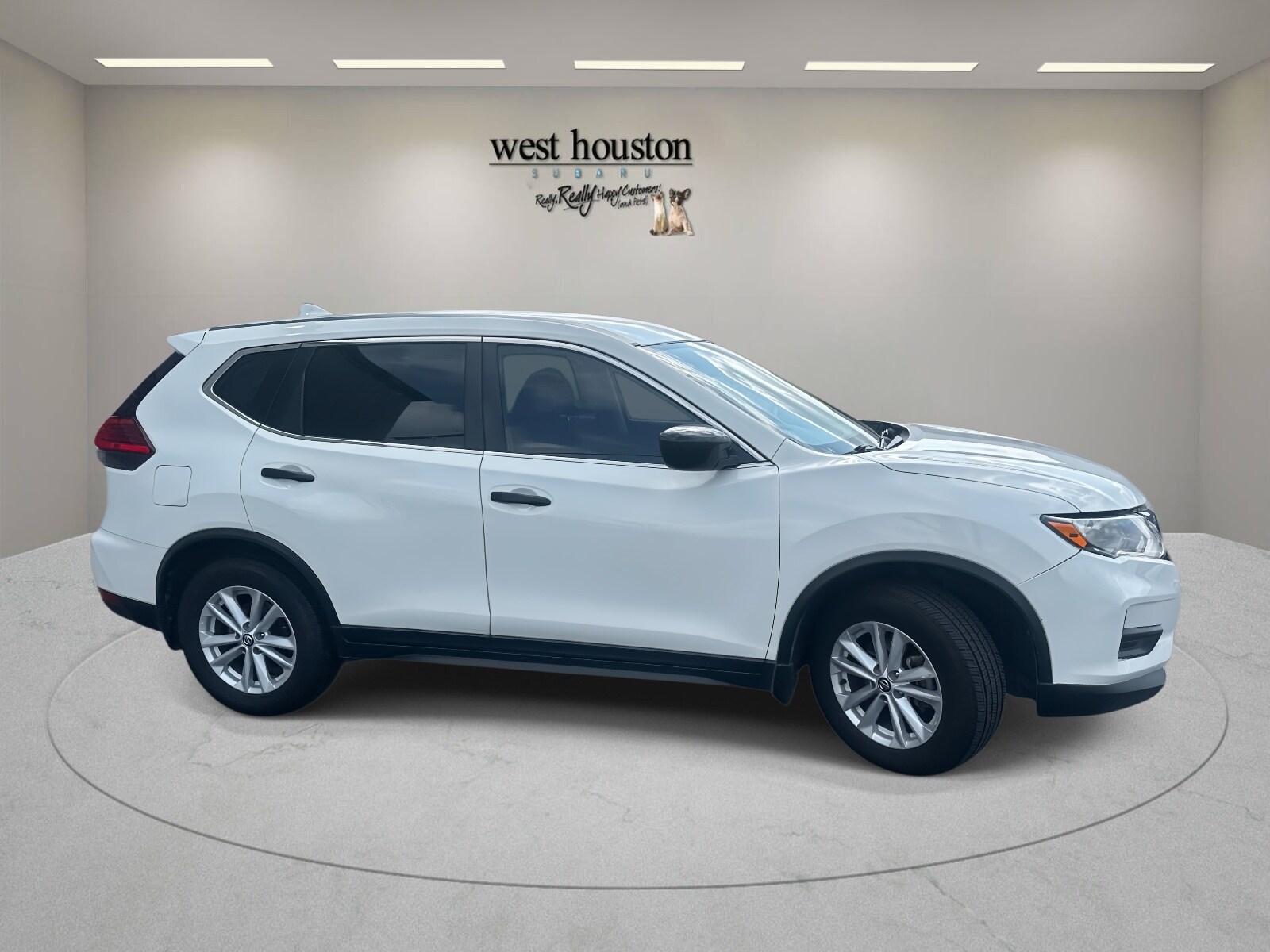 2017 Nissan Rogue S photo 3