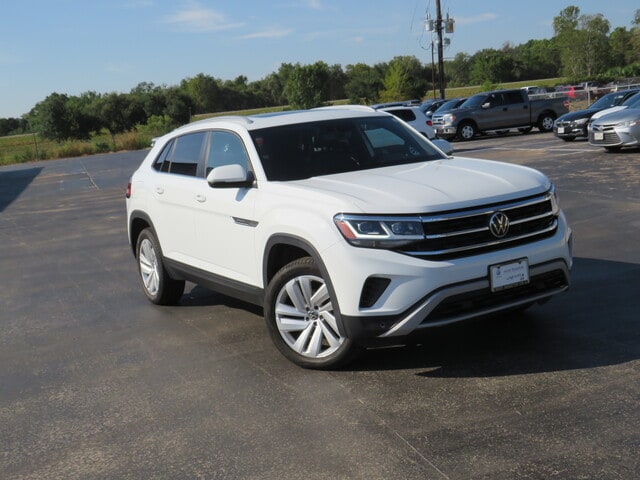 Used 2020 Volkswagen Atlas Cross Sport SE w/Tech with VIN 1V25E2CA9LC225557 for sale in Houston, TX