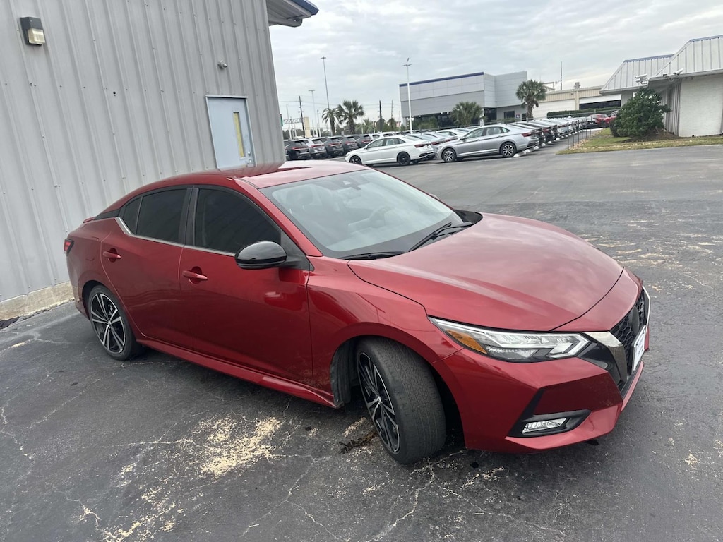 2022 Nissan Sentra SR photo 4