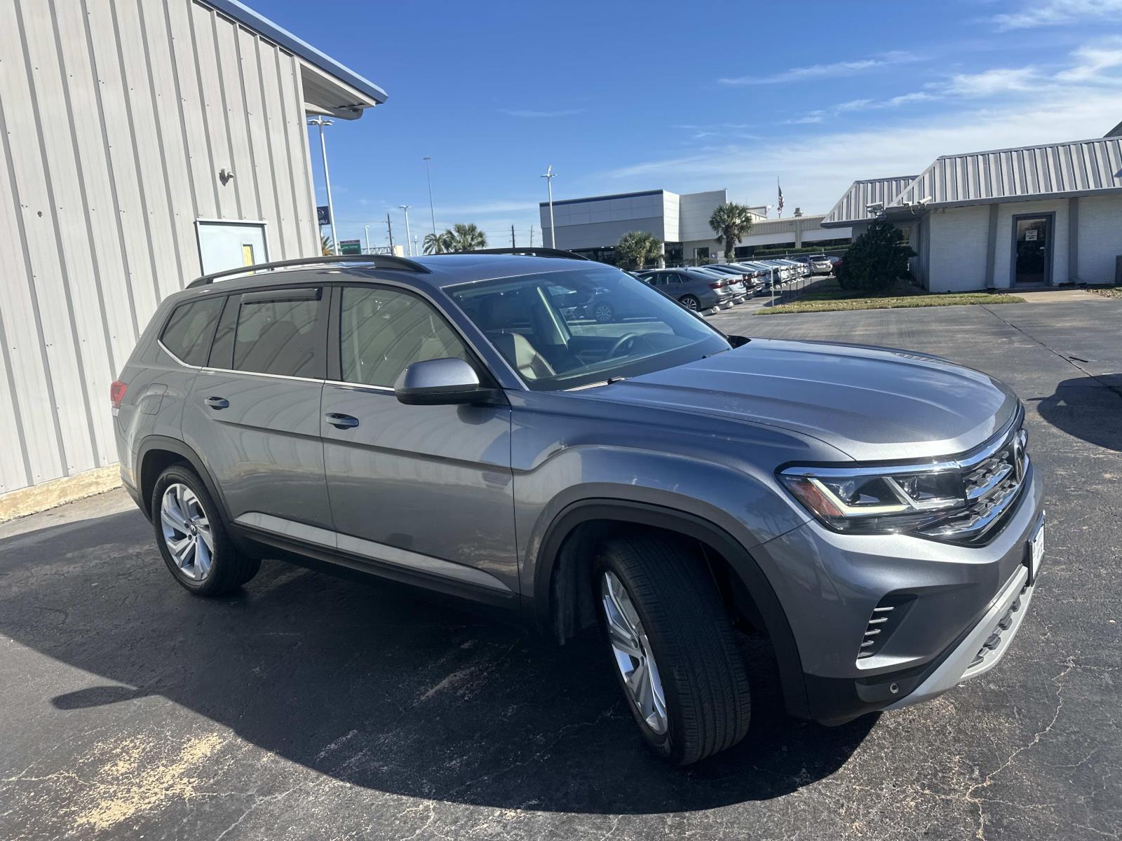 2022 Volkswagen Atlas V6 SE Technology photo 4