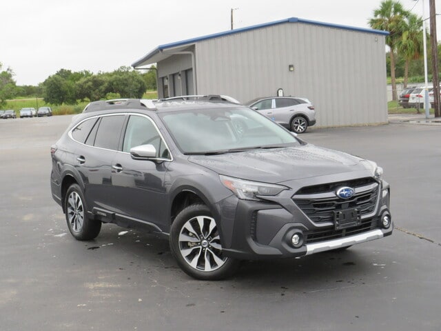 Used 2023 Subaru Outback Touring with VIN 4S4BTGPD1P3146901 for sale in Houston, TX